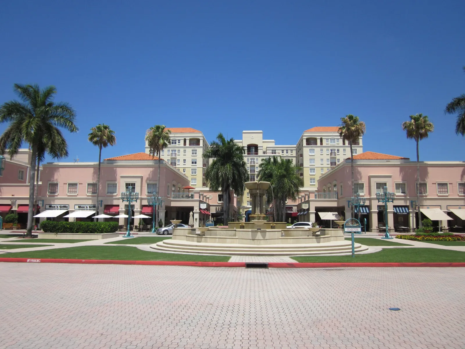 The central fountain and lawns of Mizner Park in downtown Boca Raton.
