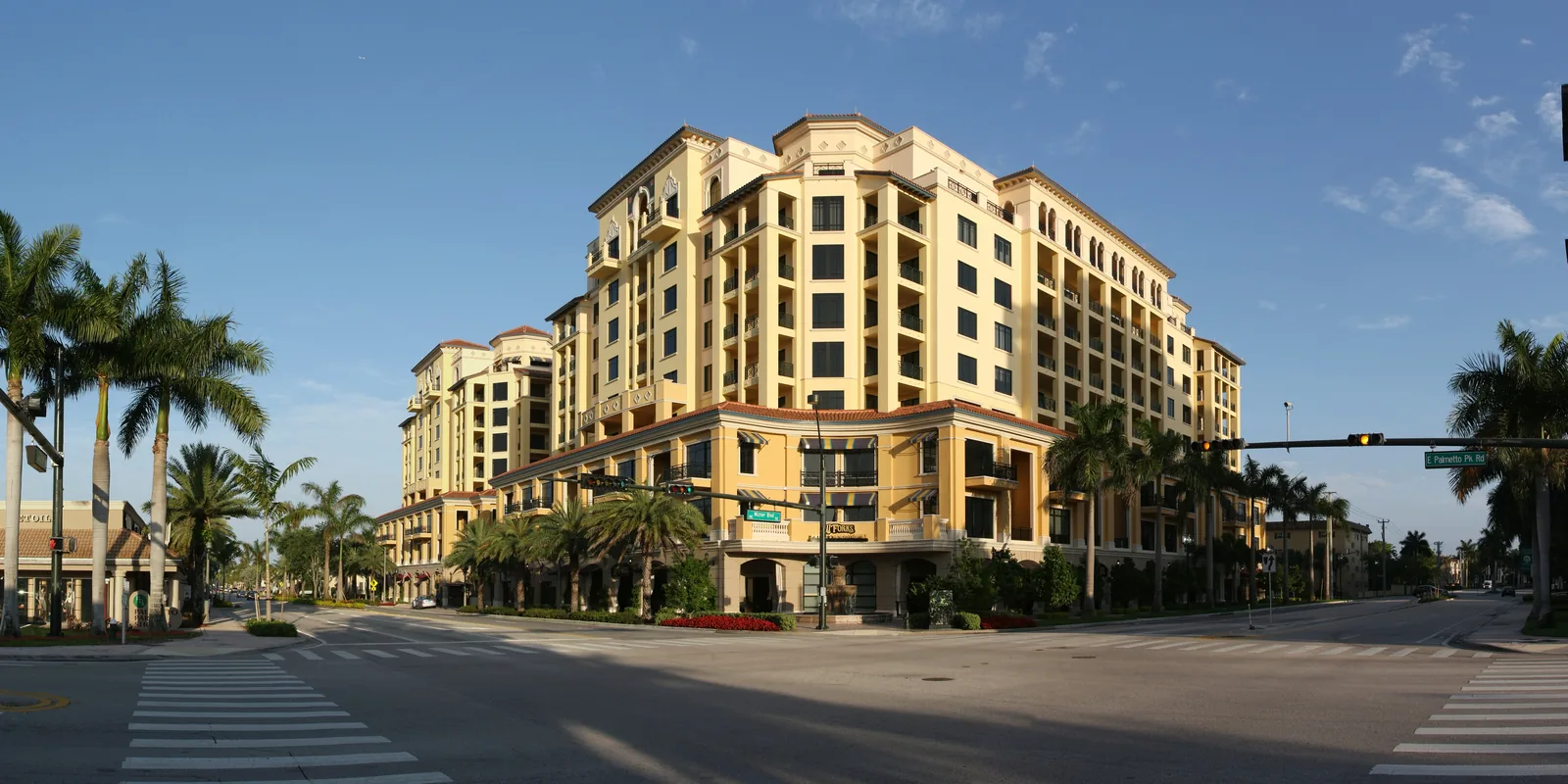 The corner of Palmetto Park Road and Mizner Boulevard in downtown Boca Raton